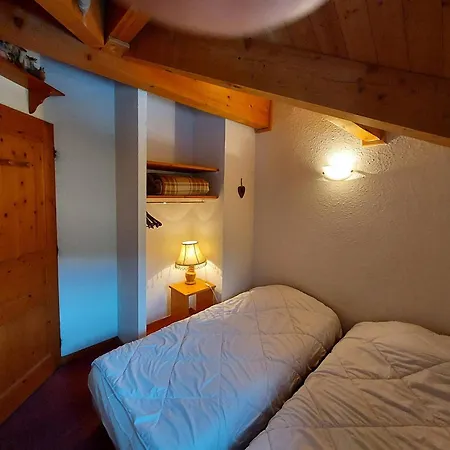 Pour 10 Pers. A Plagne Soleil Avec Animaux Admis - Fr-1-351-82 * Ла-Плань